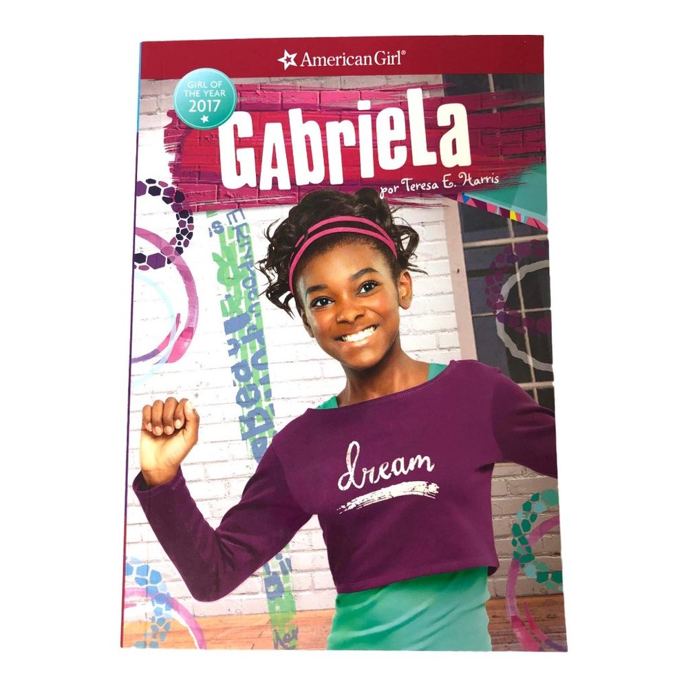 American Girl Gabriela Paperback Book-Spanish Version -Girl of the Year 2017 NEW